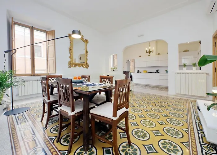 Appartement Treasurerome Opera & Trevi Grand 3br Rome