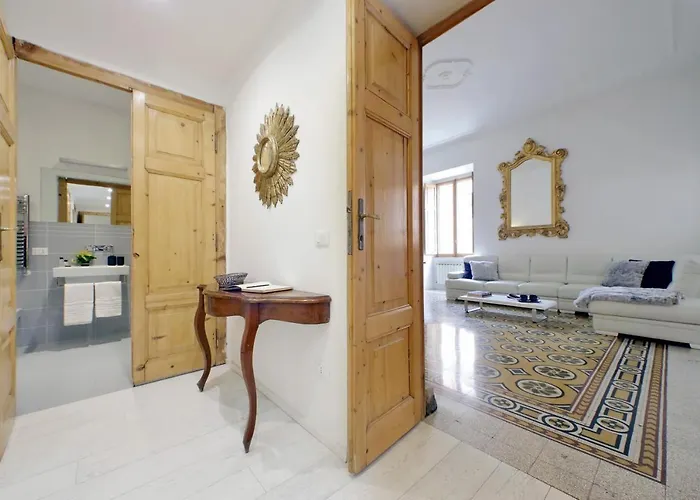 Treasurerome Opera & Trevi Grand 3br Rome