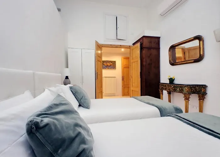 Treasurerome Opera & Trevi Grand 3br Appartement Rome